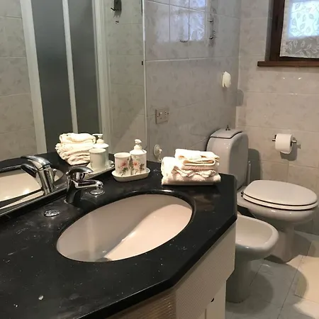 La Casa Di Alide Tatil Evi *