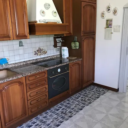 La Casa Di Alide Tatil Evi Tonfano