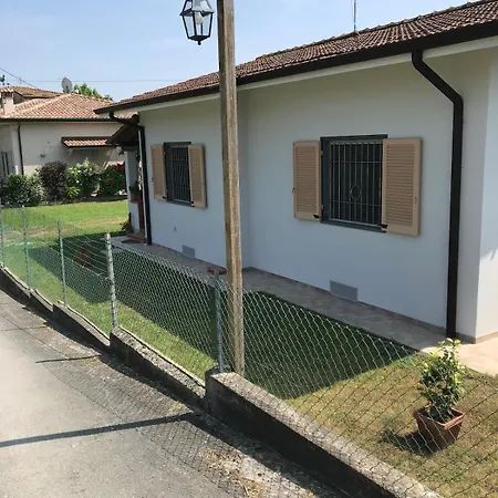 펜션 La Casa Di Alide *